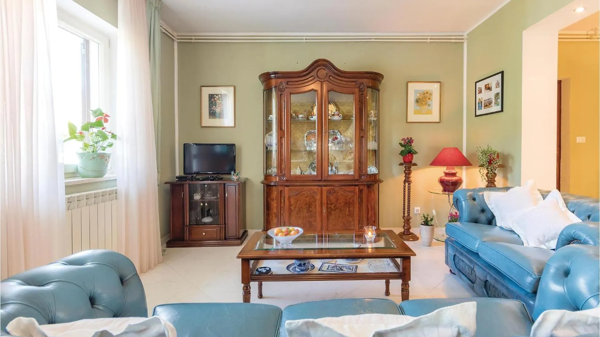 2 Bedroom Cozy Apartment In פולה